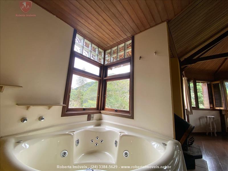 Casa a Venda no Jardim Itatiaia em Itatiaia