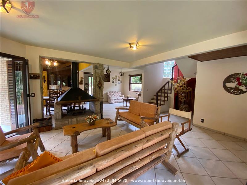 Casa a Venda no Jardim Itatiaia em Itatiaia