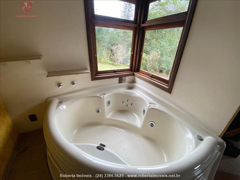 Casa a Venda no Jardim Itatiaia em Itatiaia
