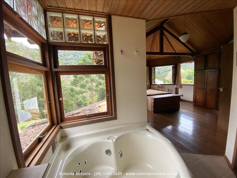 Casa a Venda no Jardim Itatiaia em Itatiaia