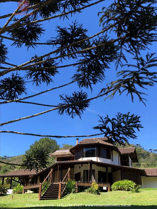 Casa a Venda no Jardim Itatiaia em Itatiaia