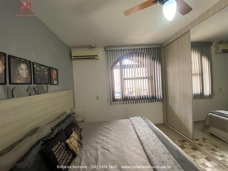 Casa a Venda no Vila Julieta em Resende