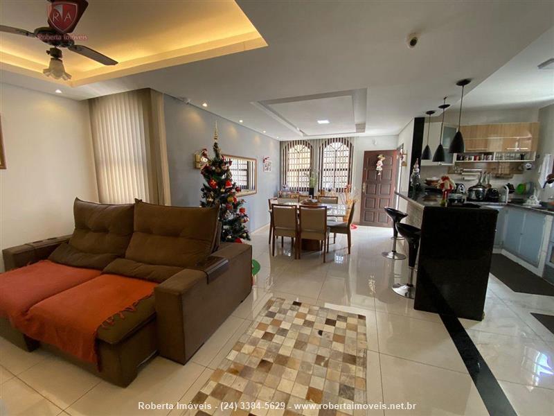 Casa a Venda no Vila Julieta em Resende