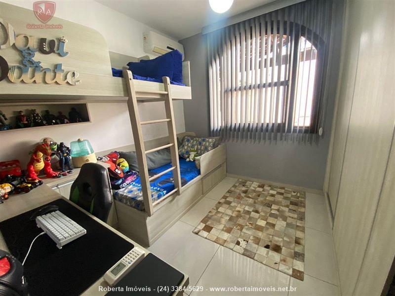 Casa a Venda no Vila Julieta em Resende