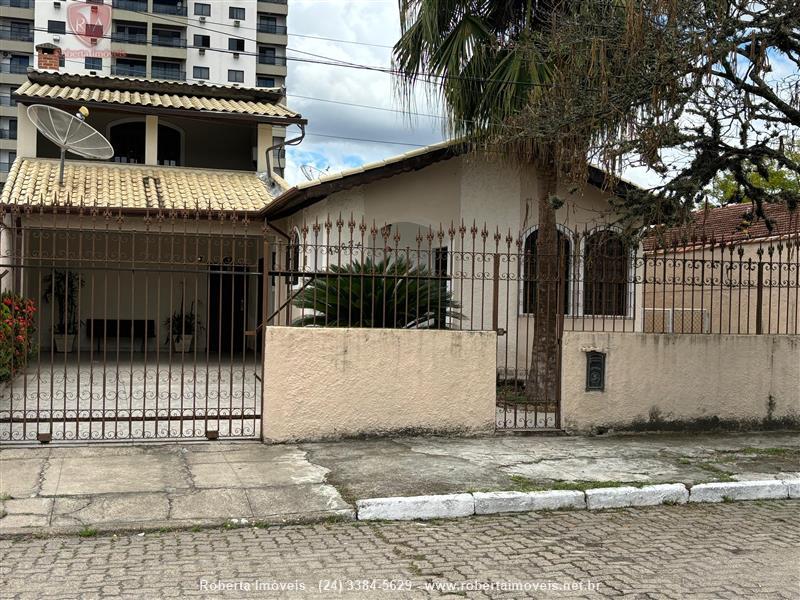 Casa a Venda no Vila Julieta em Resende