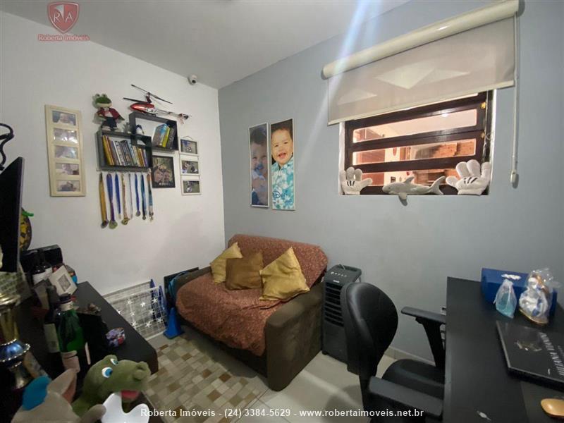 Casa a Venda no Vila Julieta em Resende