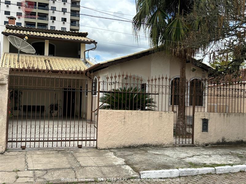 Casa a Venda no Vila Julieta em Resende