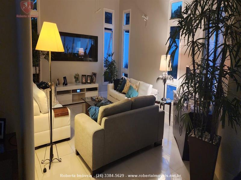 Casa para Alugar no Limeira em Resende