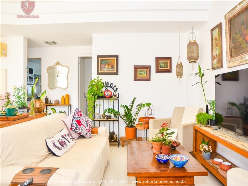Casa para Alugar no Morada da Colina I em Resende