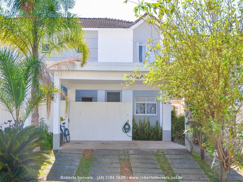 Casa para Alugar no Morada da Colina I em Resende