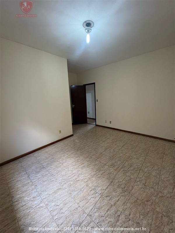 Casa para Alugar no Vila Julieta em Resende