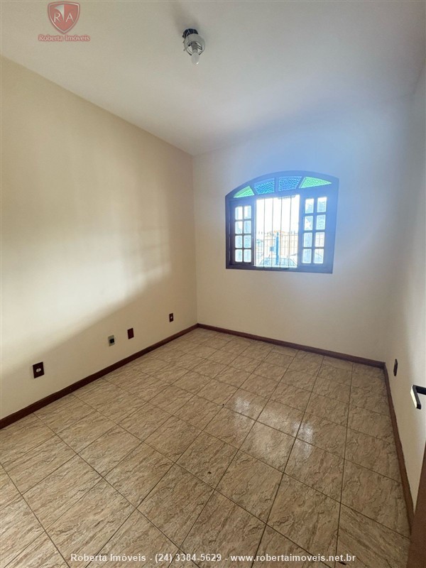 Casa para Alugar no Vila Julieta em Resende