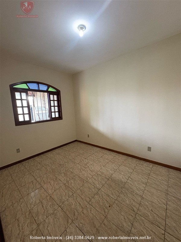 Casa para Alugar no Vila Julieta em Resende