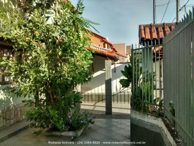 Casa a Venda no Montese em Resende
