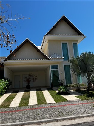 Casa à Venda
