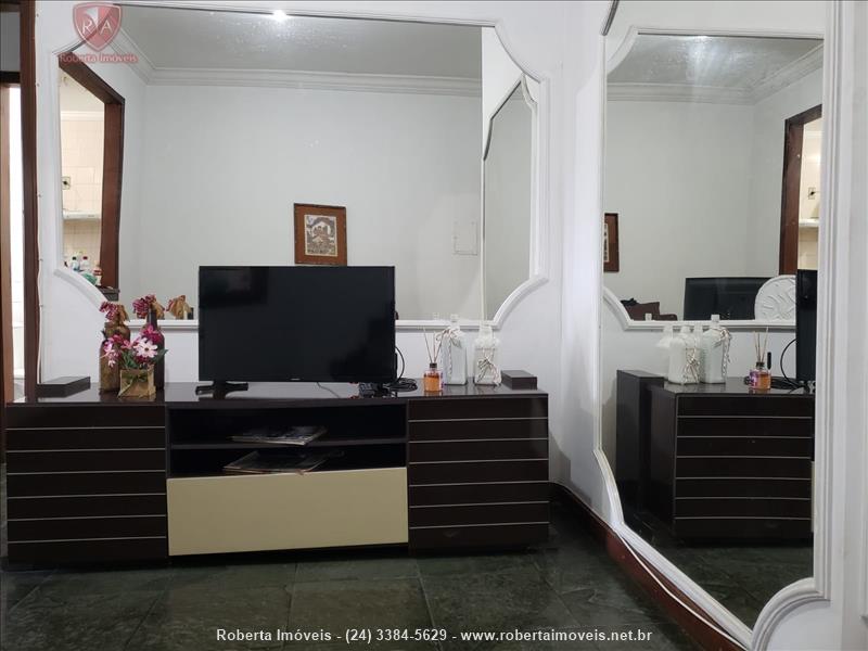 Apartamento para Alugar no Centro em Resende - Foto do Imvel