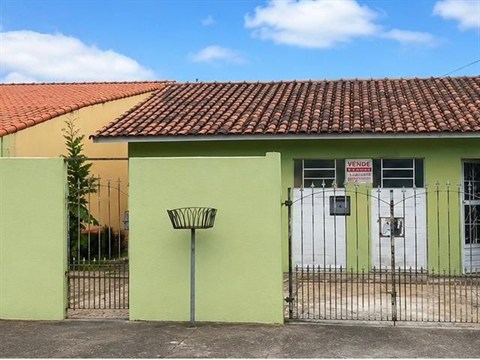 Casa à Venda