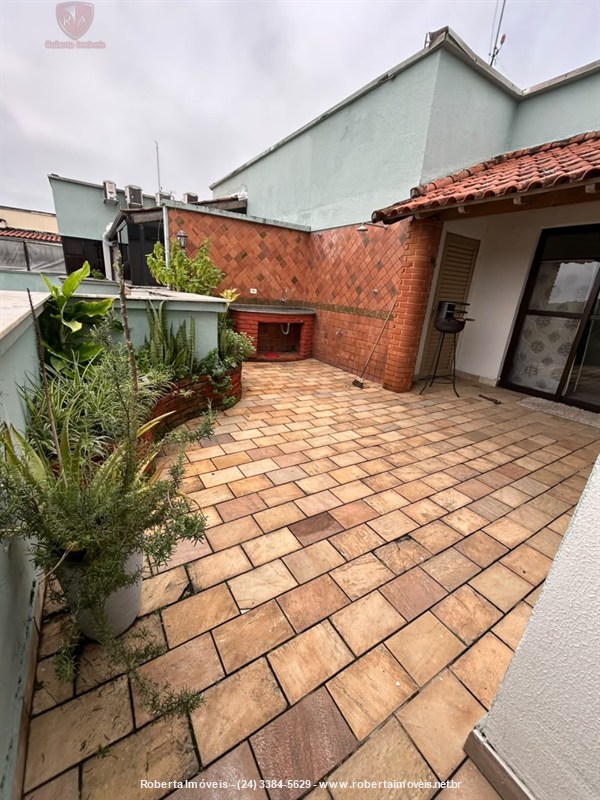 Cobertura a Venda no Comercial em Resende - Foto do Im�vel