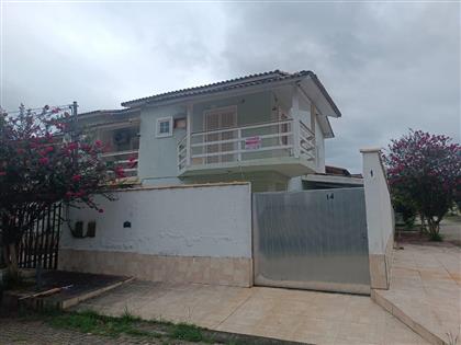 Casa à Venda