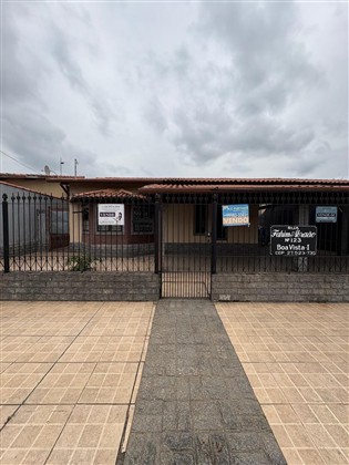 Casa à Venda