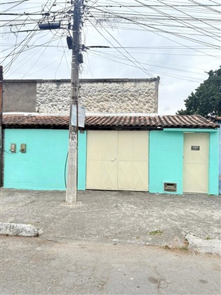 Casa à Venda