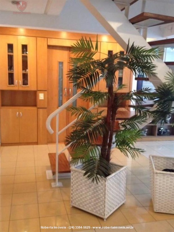 Cobertura para Alugar no Jardim Jalisco em Resende - Foto do Im�vel