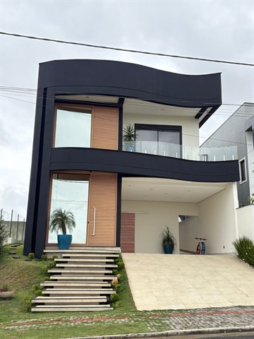 Casa à Venda