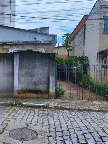 Casa à Venda