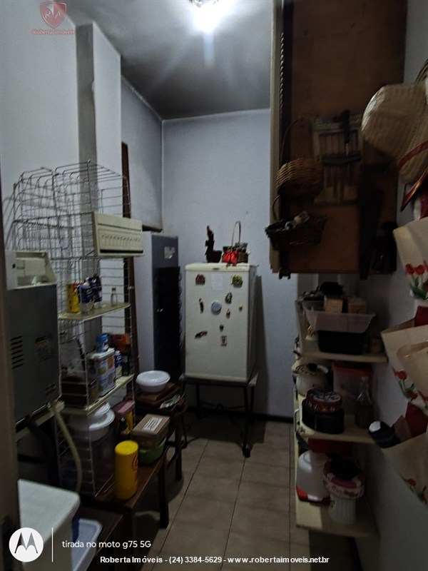 Apartamento a Venda no Comercial em Resende - Foto do Im�vel