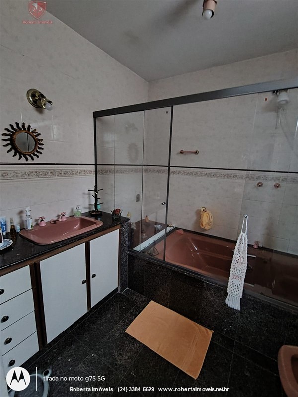 Apartamento a Venda no Comercial em Resende - Foto do Im�vel