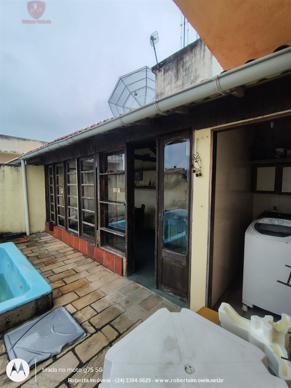 Apartamento a Venda no Comercial em Resende - Foto do Im�vel
