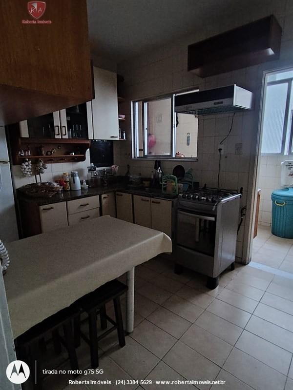 Apartamento a Venda no Comercial em Resende - Foto do Im�vel