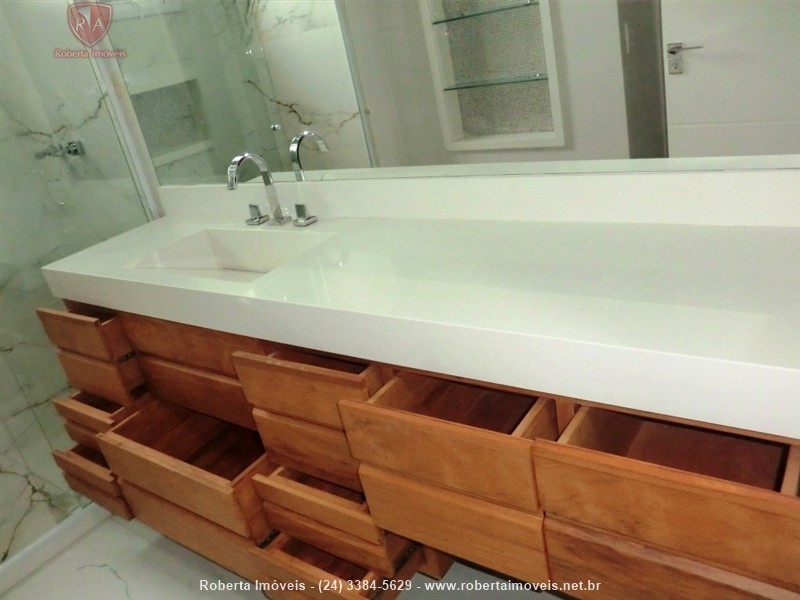 Casa para Alugar no Alphaville em Resende - Foto do Imvel